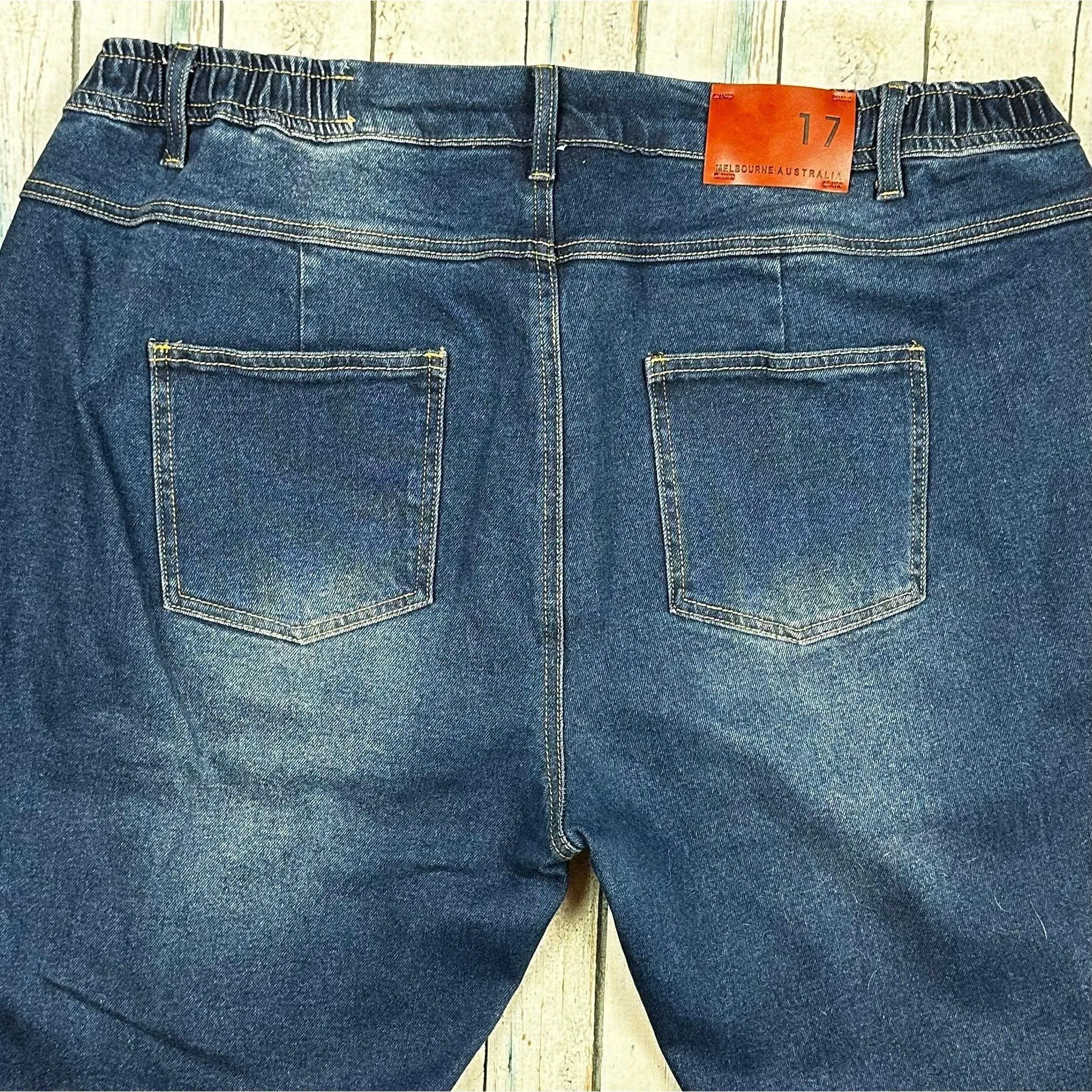 17 Sundays Australian Ladies Stretch Jeans - Size 18
